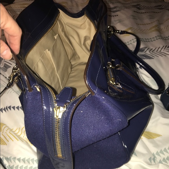 Authentic Coach Navy Blue Patent legacy satchel - Picture 3 of 3